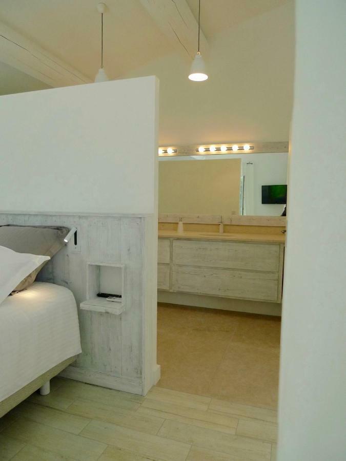 Bed and Breakfast Mas Des Cabidoules Сент-Мари-де-ла-Мер Экстерьер фото